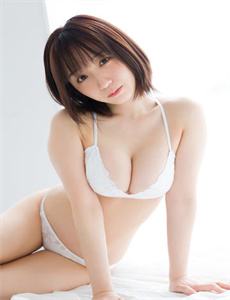 客厅乱H伦交换-他抱着她插得很舒服